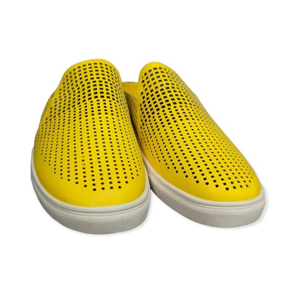 Massey's Yellow Mules Size 8.5W - Picture 2 of 9